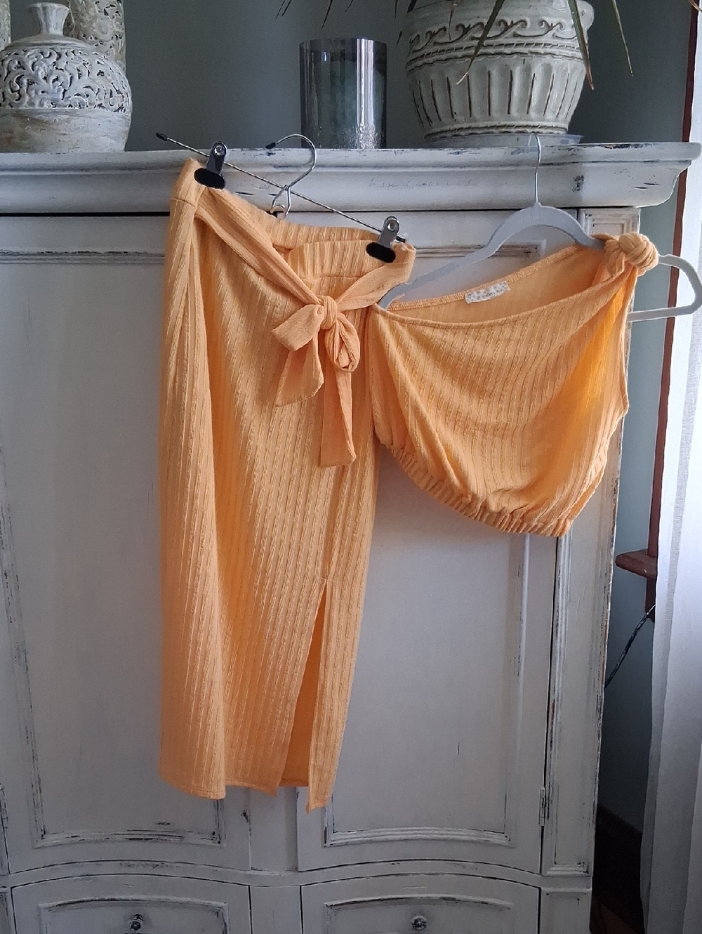 New Ribbed Tie-Waist Midi Skirt And One Shoulder  Top in Peach